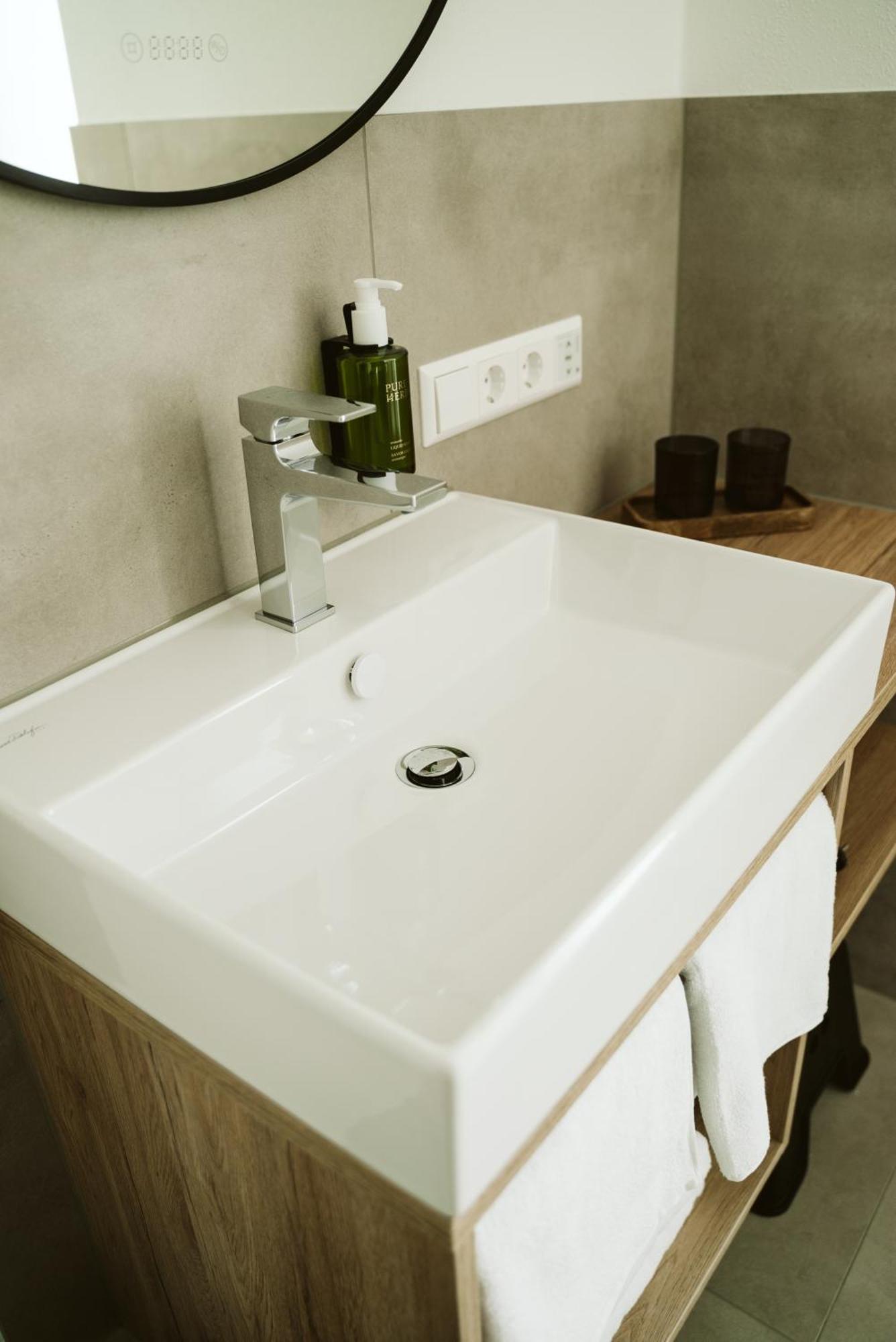 Sedan Apartments 군즈부르크 외부 사진